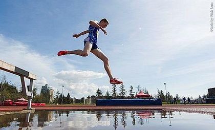 Gay posts best steeplechase time in the NAIA as T-Birds shine at two different meets